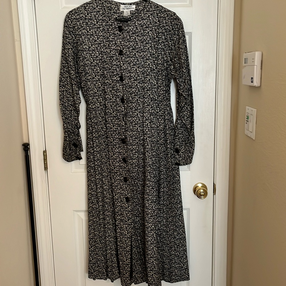 Women’s Vintage Exposed Clothing Co. long sleeve print black maxi dress size M